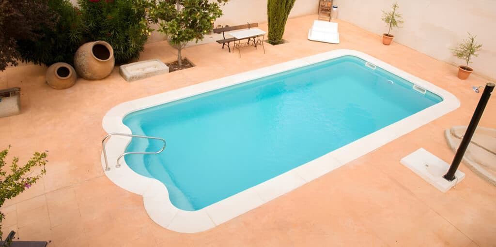 PISCINA AROSA 8.96 x 3.70 x 1.25/1.86 M - Imagen 1