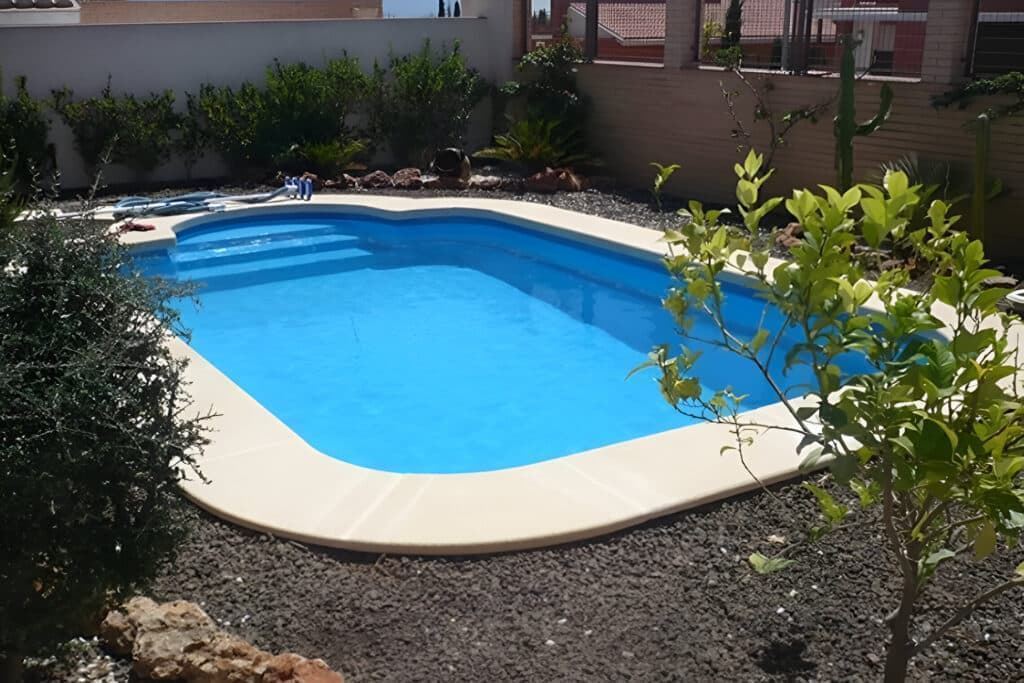 PISCINA MALLORCA 10 - 10.00 x 4.00 x 1.00/ 1.95 M - Imagen 1