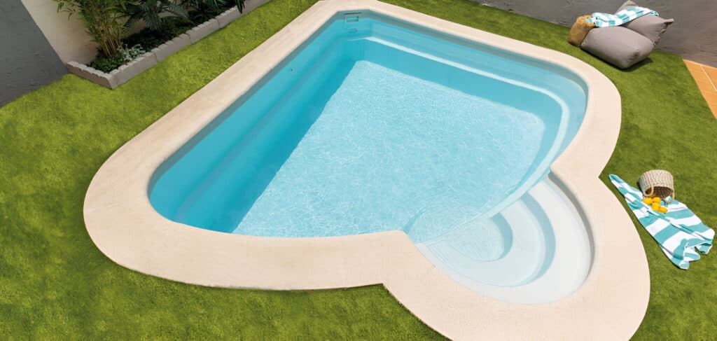 PISCINA MARTINICA - 3.80 x 4.50 x 1.45 M - Imagen 1