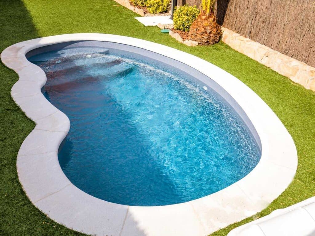 PISCINA TOPACIO 8 - 8.00 x 4.00 x 1.00 / 1.75 M - Imagen 1